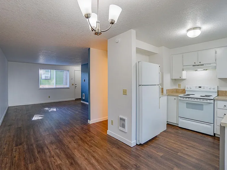 3530 SW Beaverton Hillsdale Hwy — Photo 14