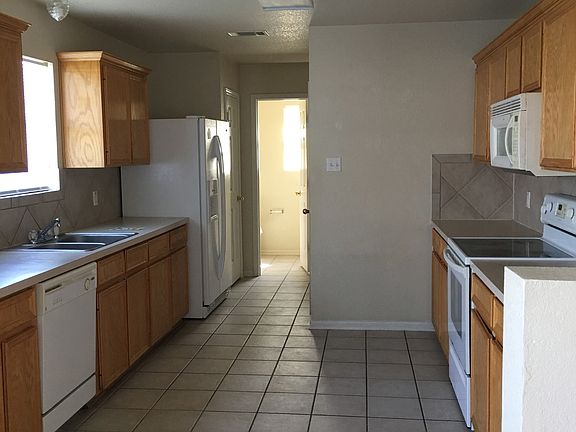 3rd image of 5504 Orts Dr