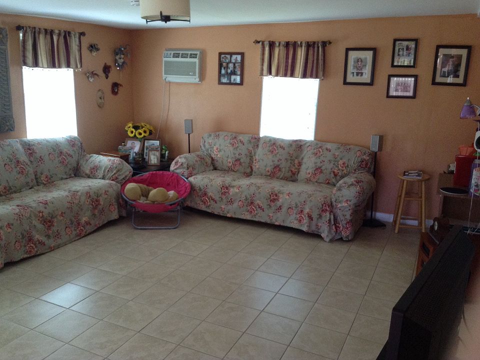 1st image of 12 Dill Creek Ct