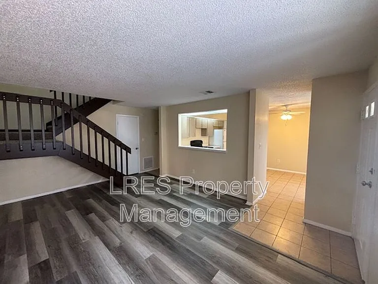 4444 Ring Neck Rd — Photo 5