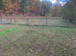 2790 Dick Farmer Rd, Cedar Hill, TN 37032