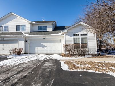 1693 Waterford Rd, North Aurora, IL, 60542