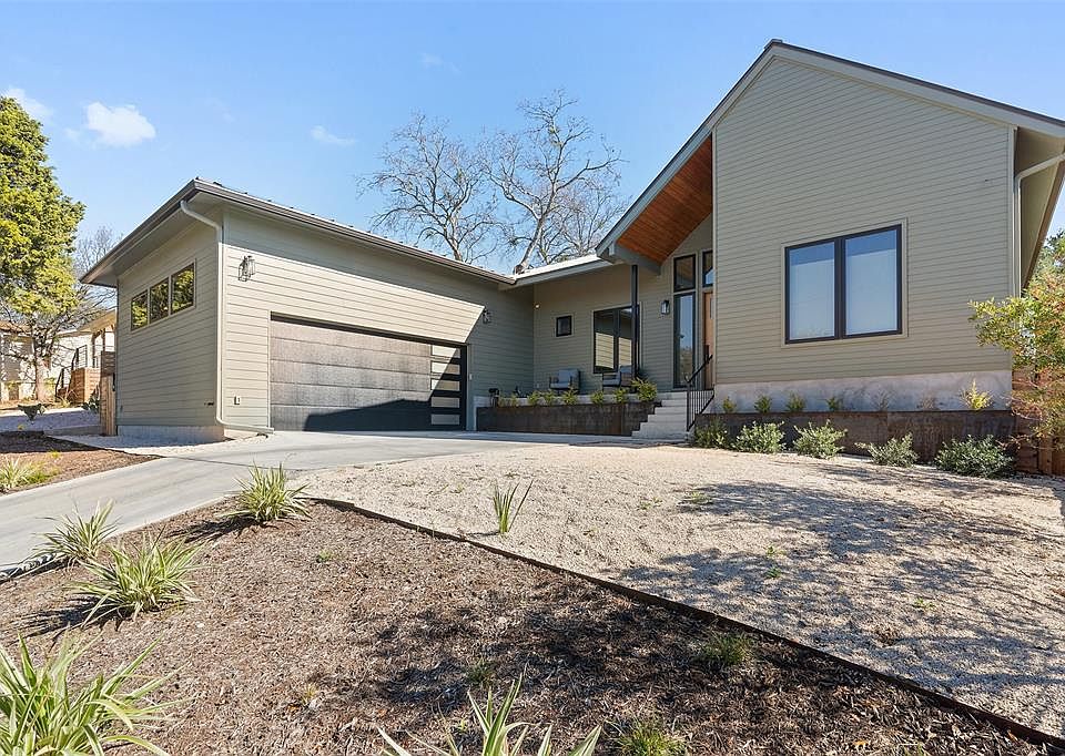 1st image of 4413 Lareina Dr