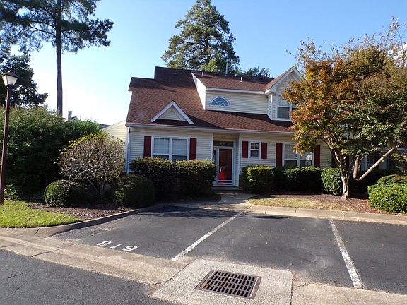 2nd image of 819 Oak Springs Ct