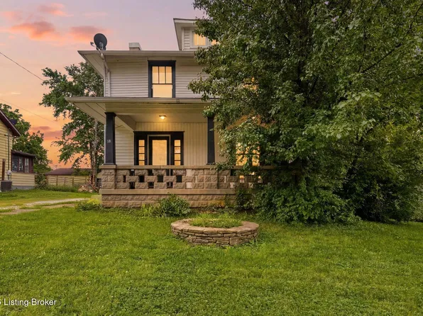 59 Elm St, Eminence, KY 40019