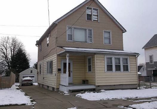 1st image of 21 Caldwell Pl