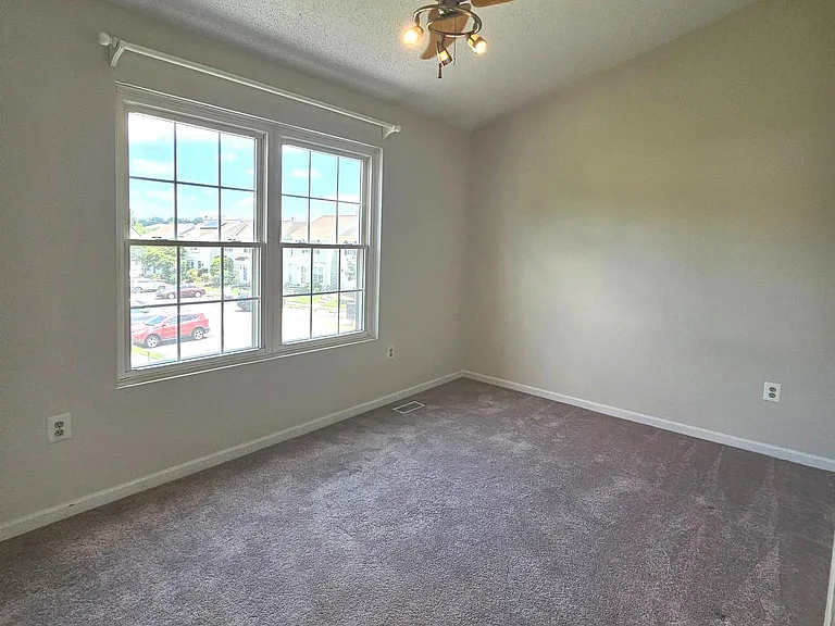 6552 Old Carriage Ln — Photo 26