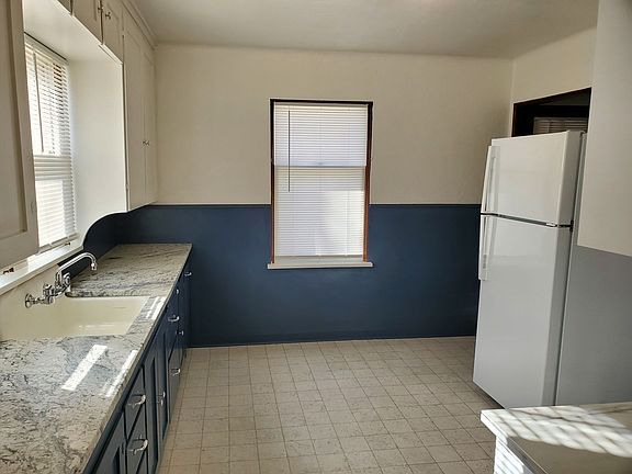 3rd image of 58410 High Valley Rd