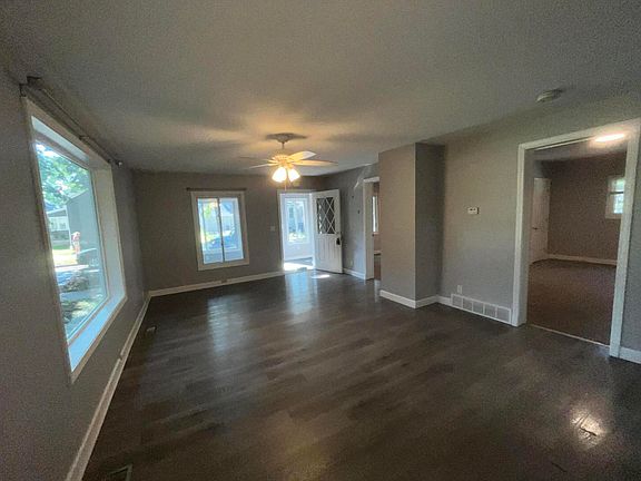 5th image of 1012 Litchfield St