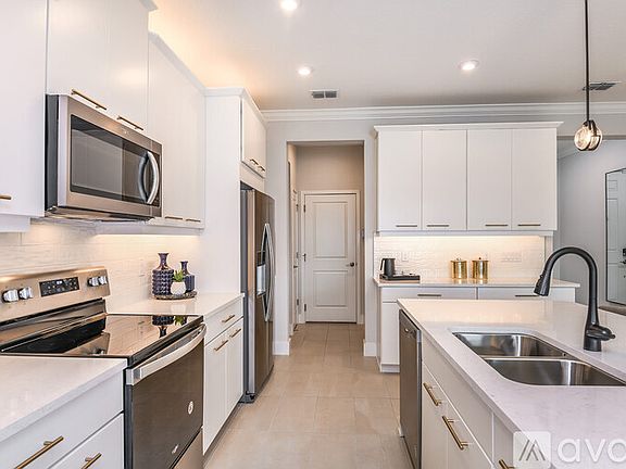 3rd image of 2537 Arbor Wind Dr #2537