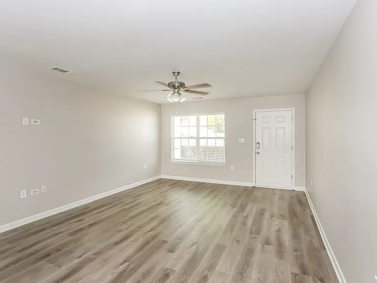 716 Overlook Rd — Photo 6