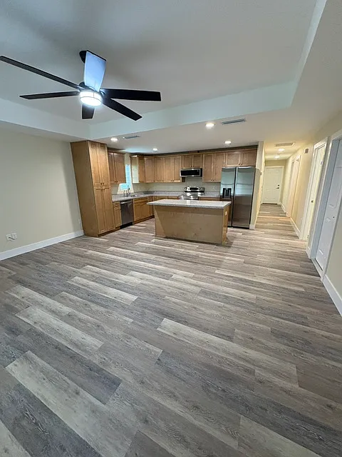 3 bed, 1472 sqft, $2,300 — Photo 2