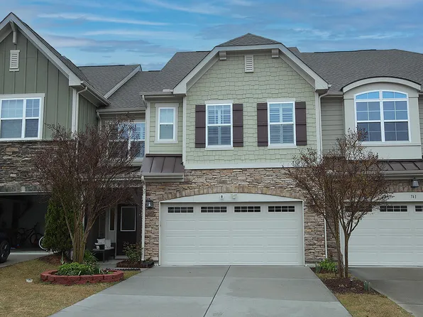 739 McRae Rd, Cary, NC 27519