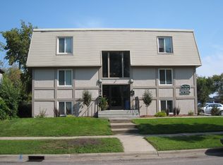 2731 Pillsbury, Minneapolis, MN 55408