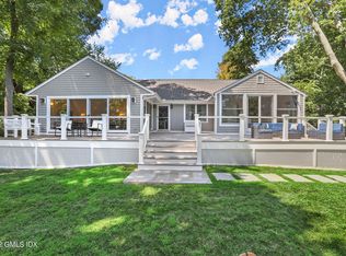 21 Weston Hill Rd, Riverside, CT 06878