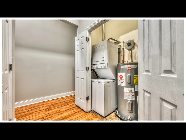 1506 Madison Ave #1 — Photo 5