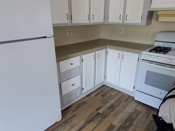 4th image of 4359 Dogwood Blvd #468