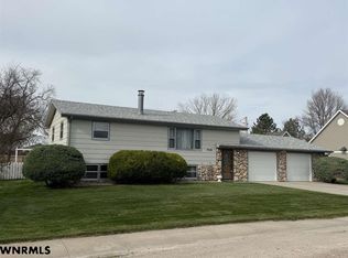 4318 Shady Ln, Scottsbluff, NE 69361