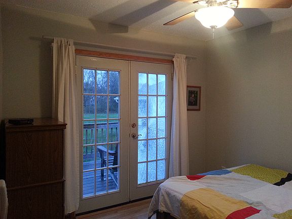 3rd image of 164 Harmony St S