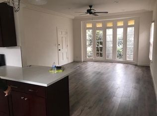 925 S Hobart Blvd, Los Angeles, CA 90006