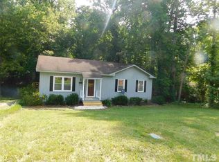 904 N Dogwood Ave, Siler City, NC 27344