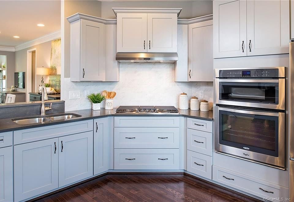 931 Tillinghast Dr 16, Oxford, CT 06478 MLS 170551072 Zillow