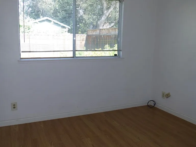 Bedroom2