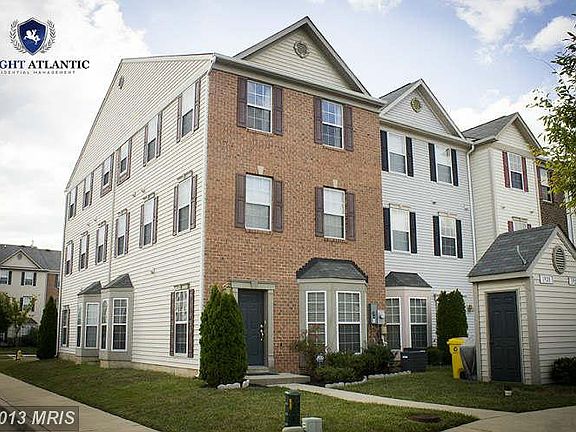 3rd image of 1928 Palonia Ct