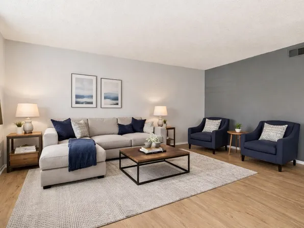 947 Coarsey Dr, Nashville, TN 37217