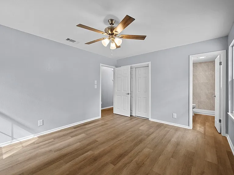 200 Winding Way — Photo 13