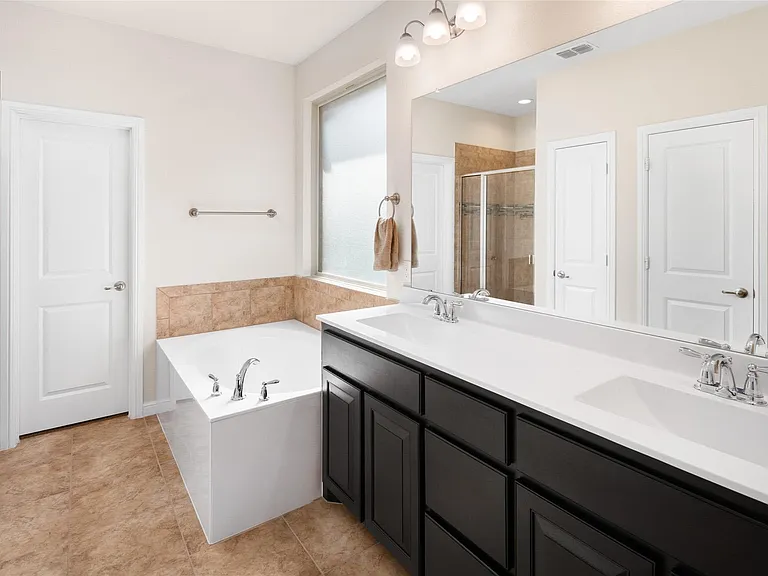 1309 Canary Ln — Photo 14