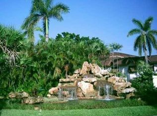 9400 SW 77th St, Miami, FL 33173