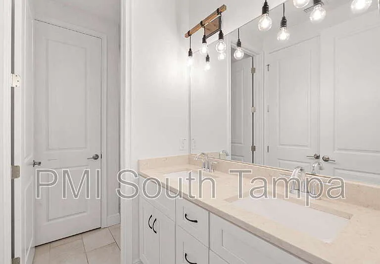 6209 S 3rd St — Photo 75