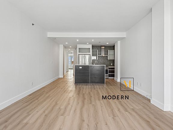 5th image of 1050 Jackson Ave #3C