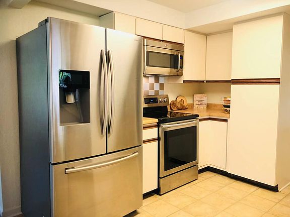 2nd image of 8693 E Monmouth Pl