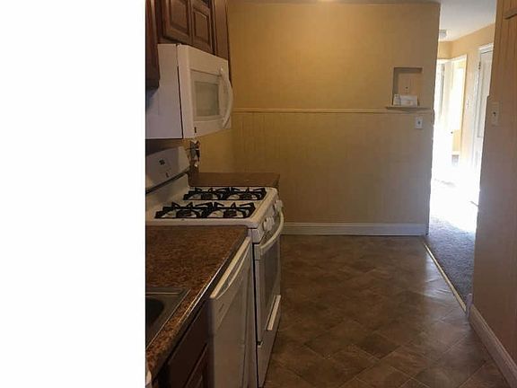 5th image of 1155 Callowhill St
