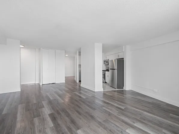 3333d Broadway image 9 of 15