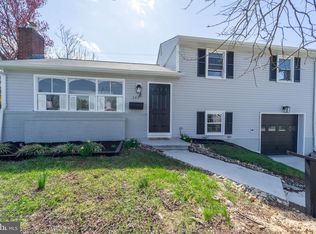 207 Regency Cir, Linthicum, MD 21090