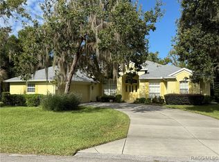 12 Sweet Peas Ct, Homosassa, FL 34446