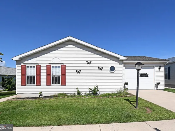 1047 Scenic View Dr, Schwenksville, PA 19473