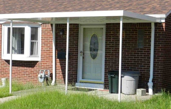 2nd image of 422 Conniston Ave