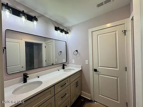 668 Wren Ln — Photo 13