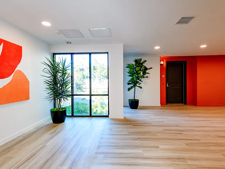 Rising Sun Apartments — Photo 24