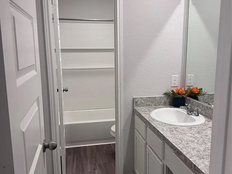 2217 Middle Ridge Dr — Photo 12