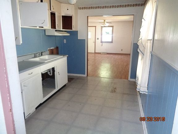 4th image of 3205 Lapey St