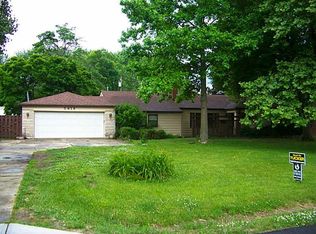 5613 Victoria Dr, Indianapolis, IN