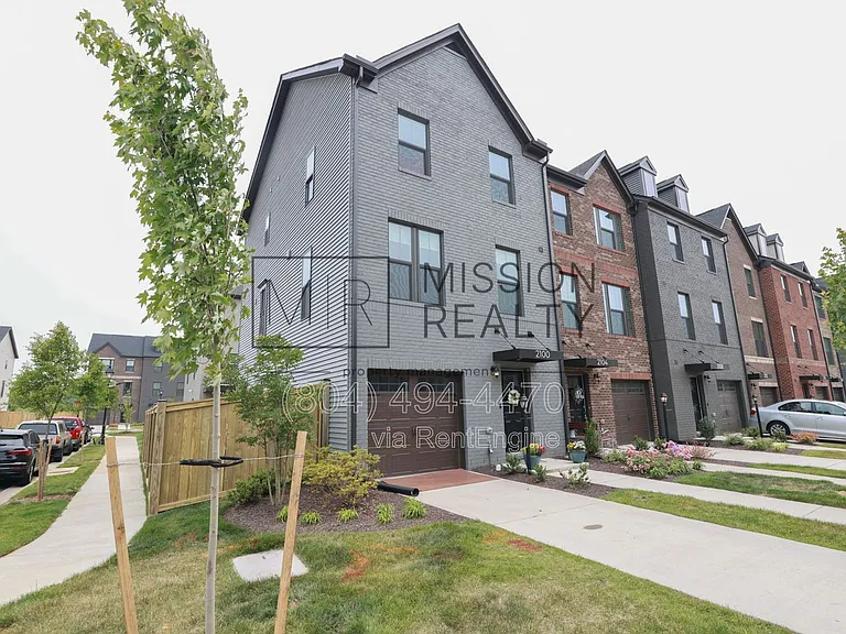 2100 Tobacco Mill St — Photo 1