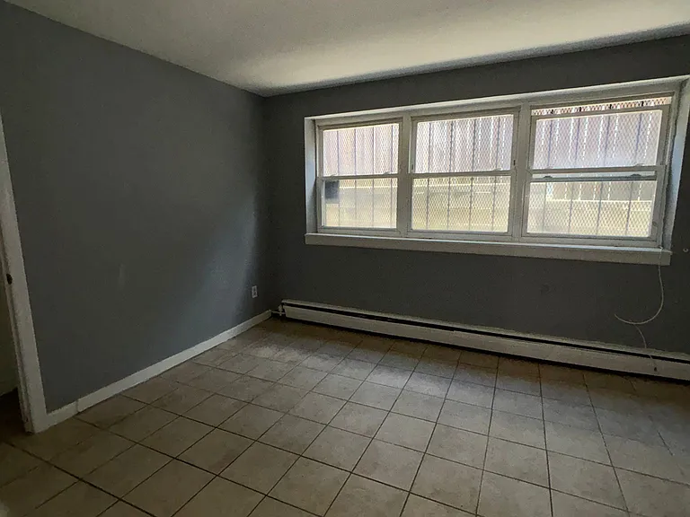 291 Wainwright St #4 — Photo 2