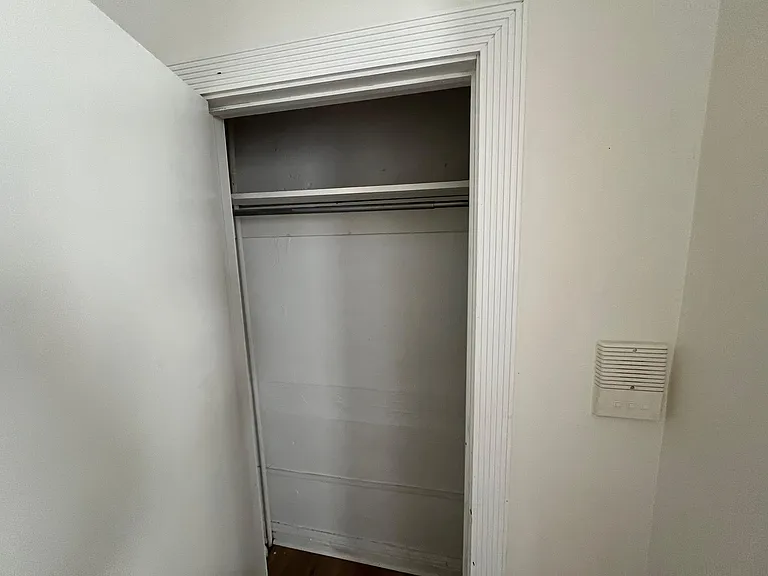 21 E 16th St #26E — Photo 6