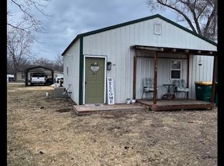 106 S Allen St, Macon, MO 63552